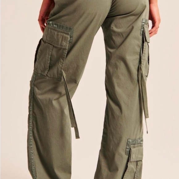 AF women’s cargo utility pants - Picture 2 of 8